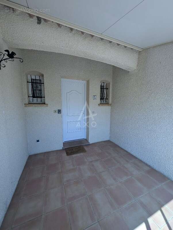 Maison à LEZIGNAN-CORBIERES