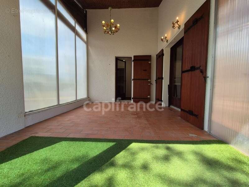 Maison à MESCHERS-SUR-GIRONDE