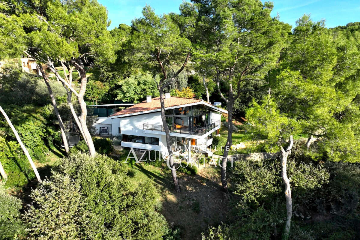 Maison à MOUGINS