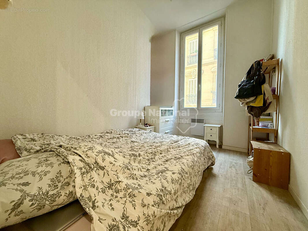 Appartement à MARSEILLE-1E