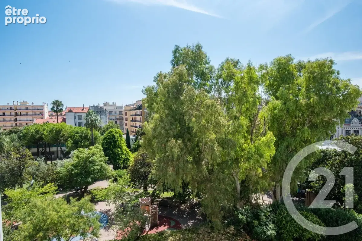 Appartement 4 pièces 83 m² à vendre à Nice (06000) - photo 3