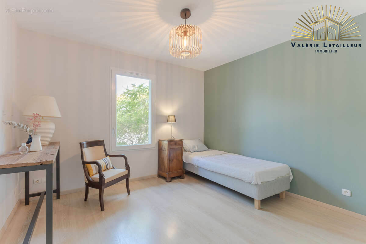 Belle maison familliale dans laquelle la vue devient un art de vivre… - photo 8