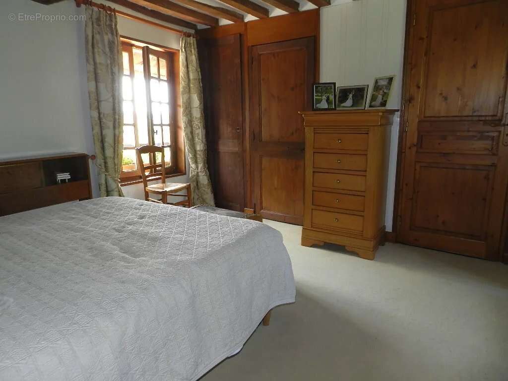 Maison à SAINT-PIERRE-SUR-DIVES