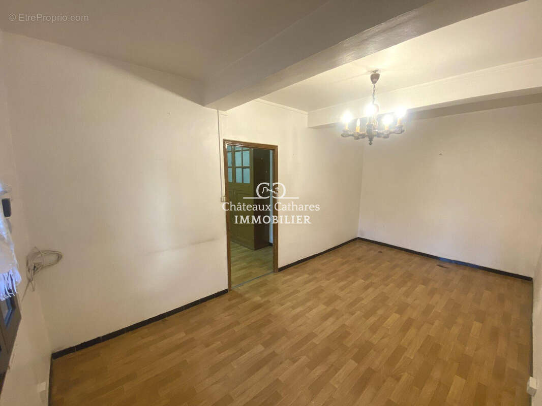 Salon - Maison à RASIGUERES