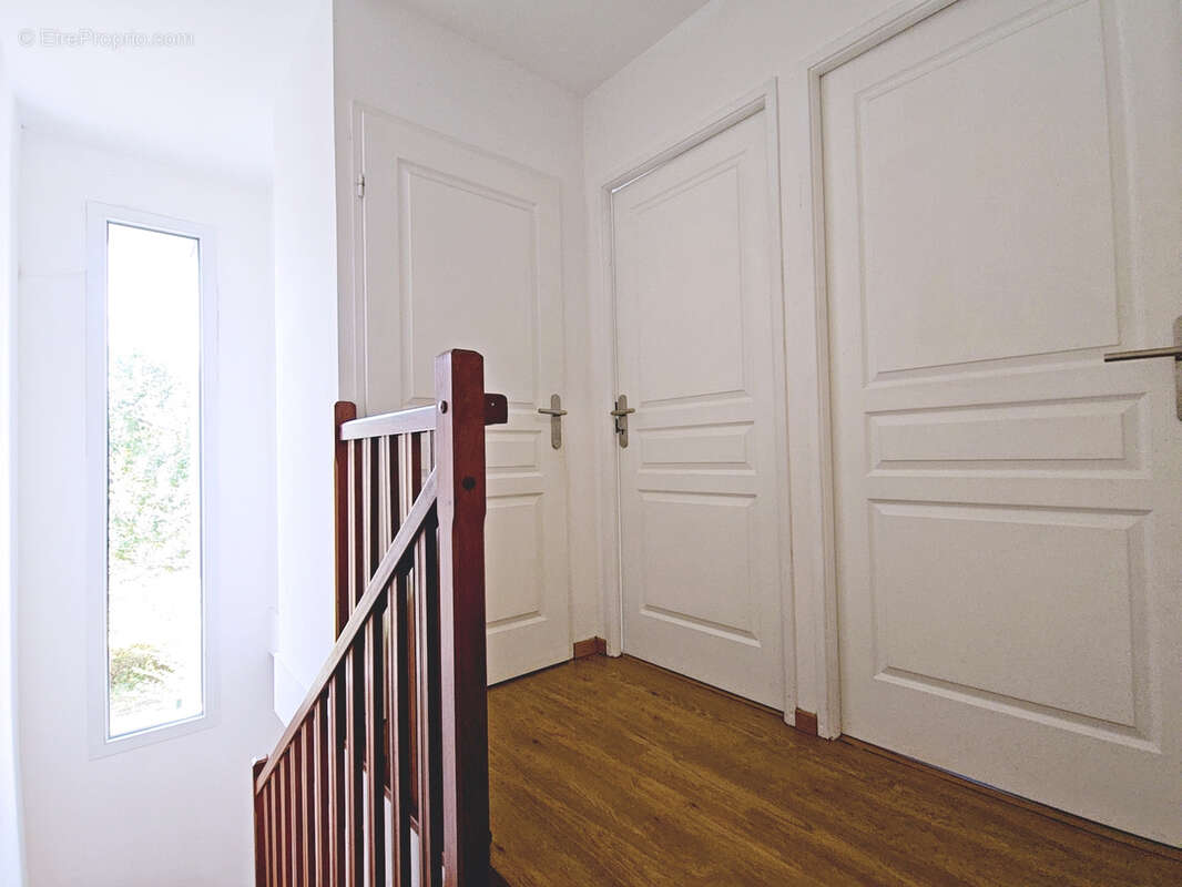 Duplex aux allures de maison / 62,25 m2 avec extérieur et parking privatif   Marly, secteur Rhonelle - photo 15