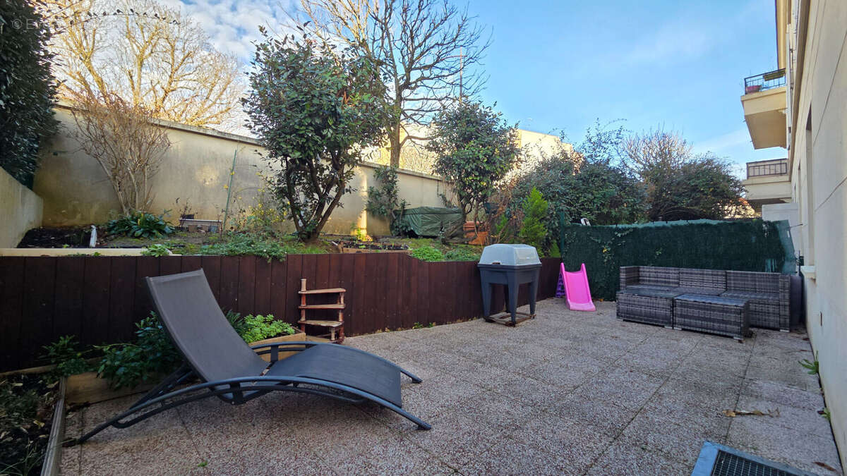 Appartement à THIAIS