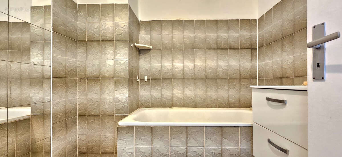 Appartement à BRON
