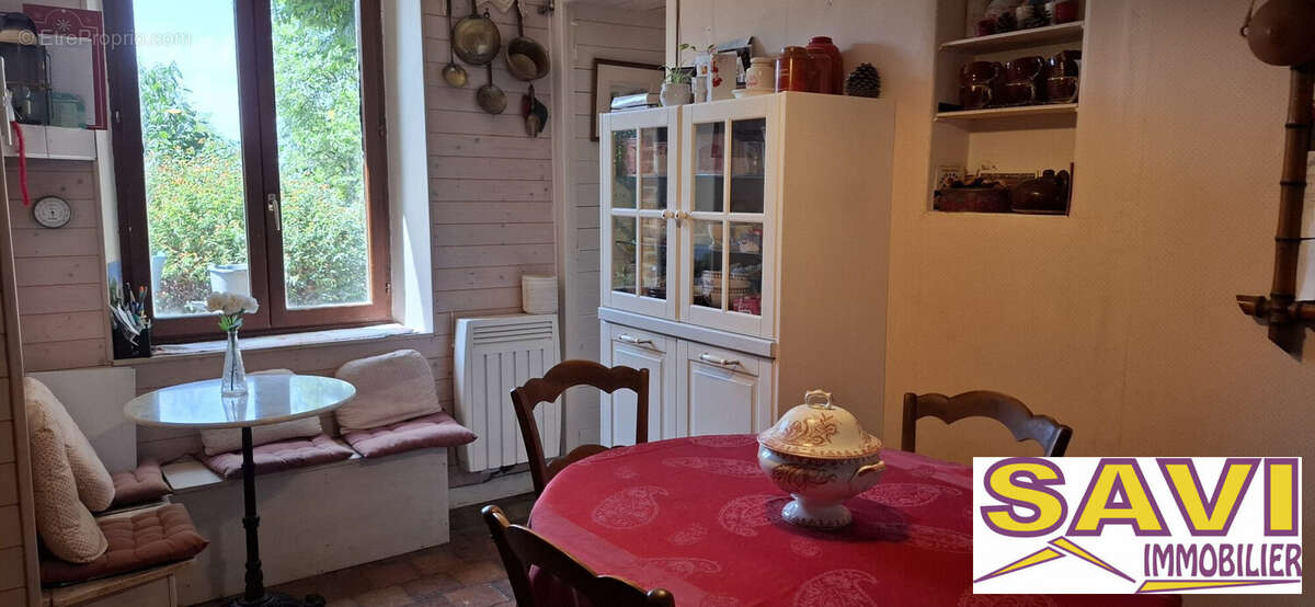 Maison à LA SELLE-SUR-LE-BIED