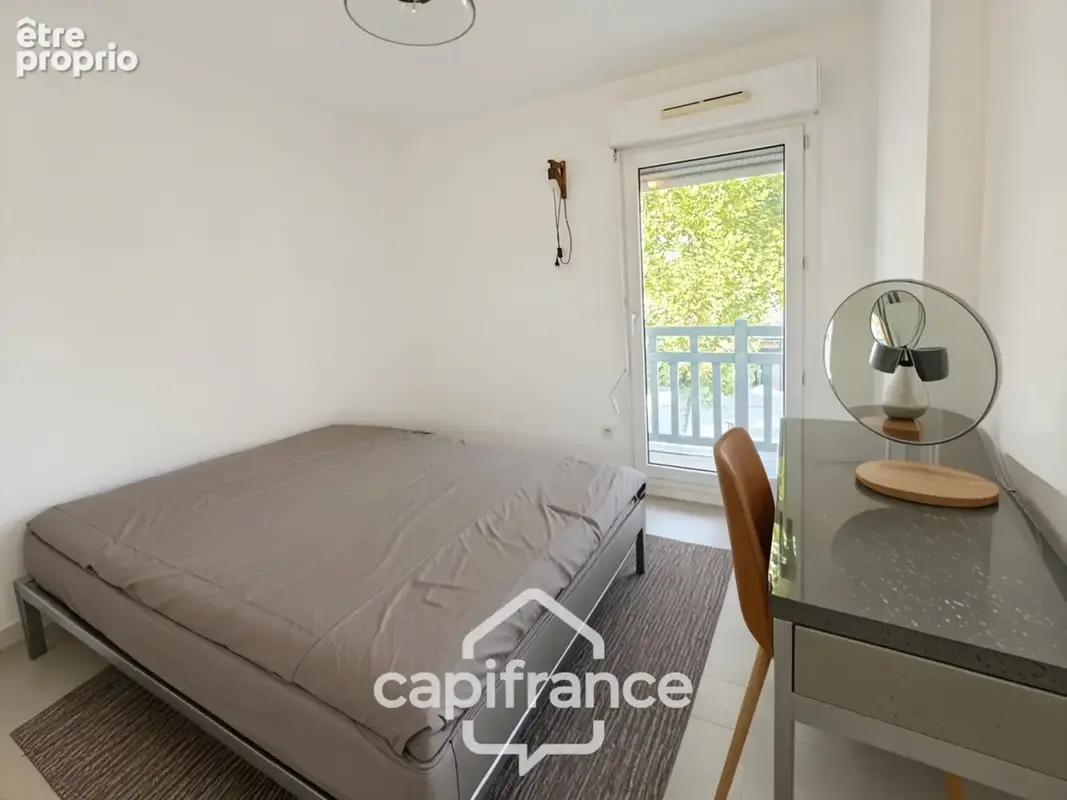 Dpt Gironde (33), à vendre AUDENGE appartement T2 bis de 51 m²  entièrement meublé - photo 4