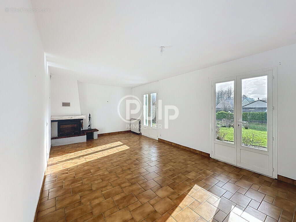 Maison à BLANGY-SUR-TERNOISE