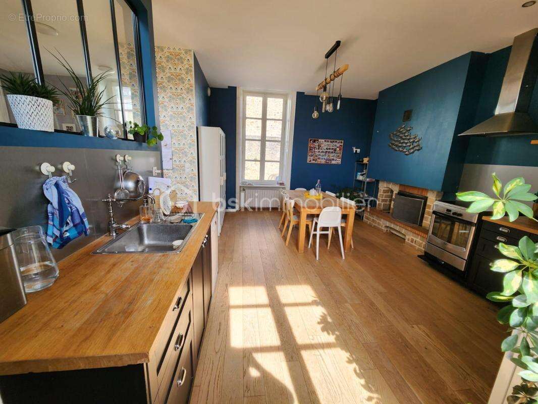 En Exclusivité, Maison de ville de 144m2 5 chambres - photo 6