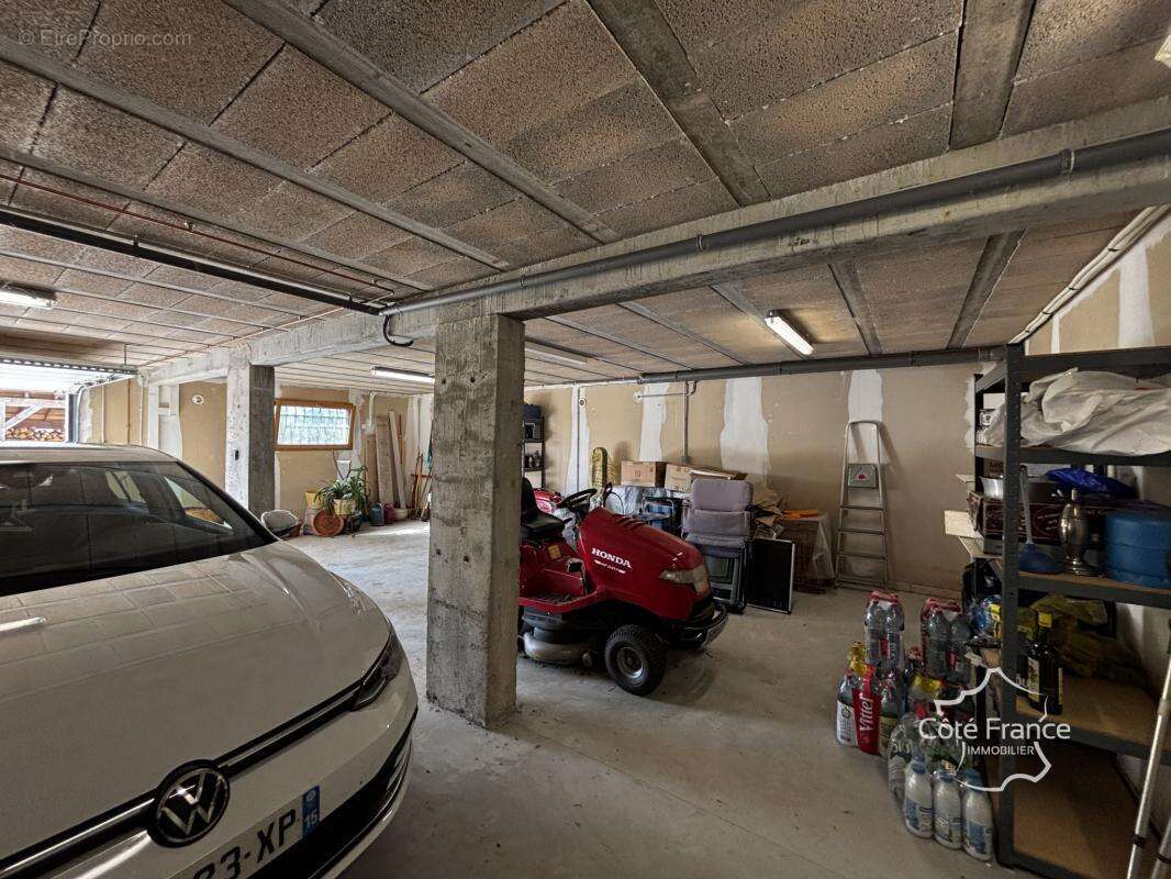 Maison à SAINT-CONSTANT