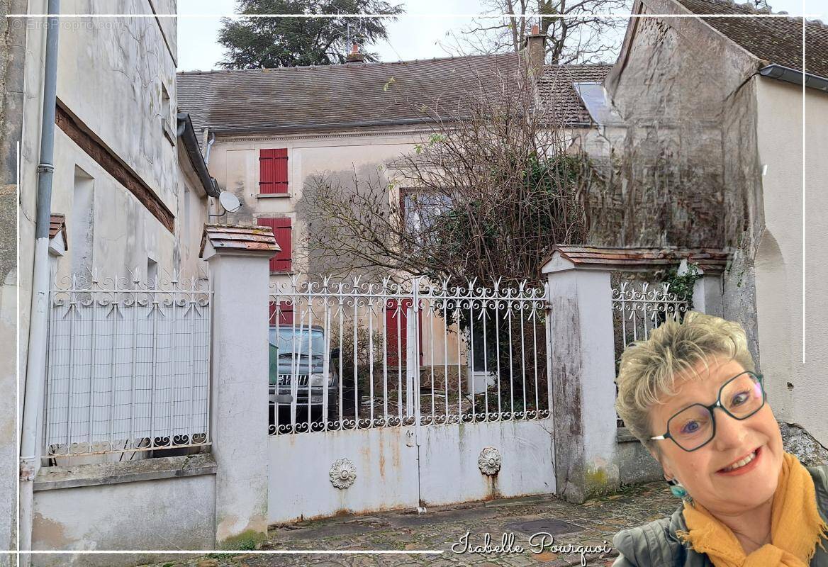 Maison à VENDREST