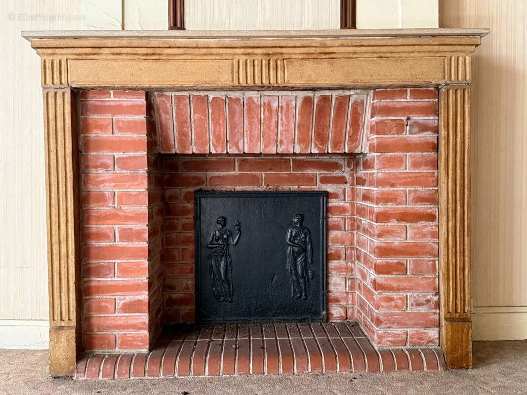 Exclusivité à vendre un immeuble à CHAROLLES (71) - photo 5