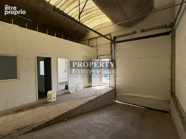 Investissement locaux d'activites // saint priest 69800 - photo 6
