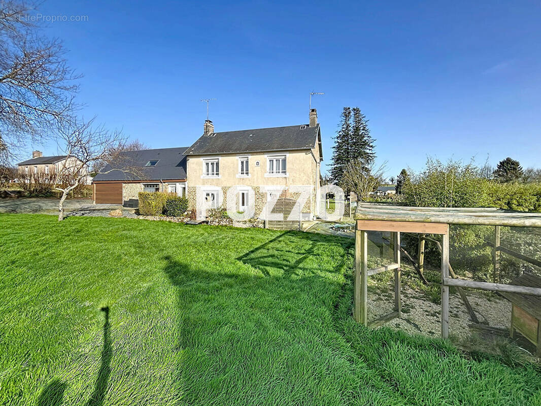 Maison à CHERENCE-LE-HERON