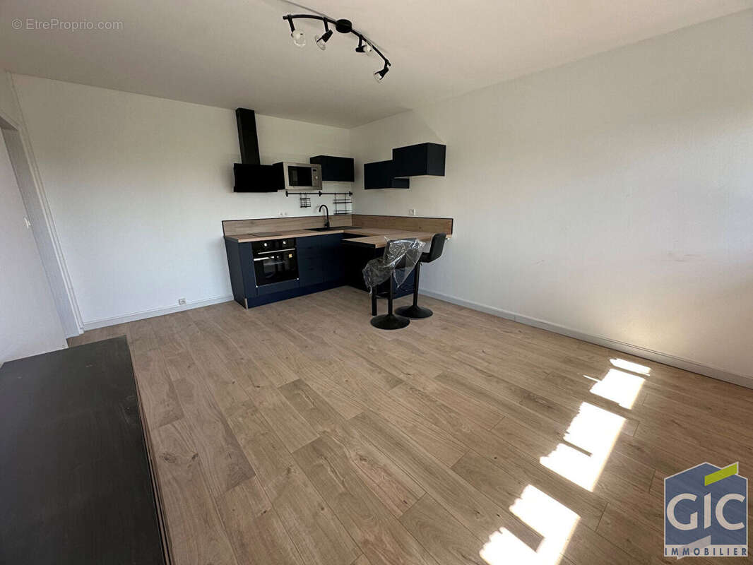 Appartement à HEROUVILLE-SAINT-CLAIR