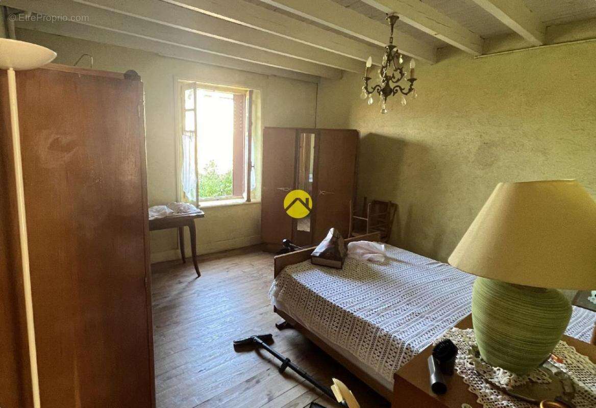 Maison à AUBUSSON-D&#039;AUVERGNE