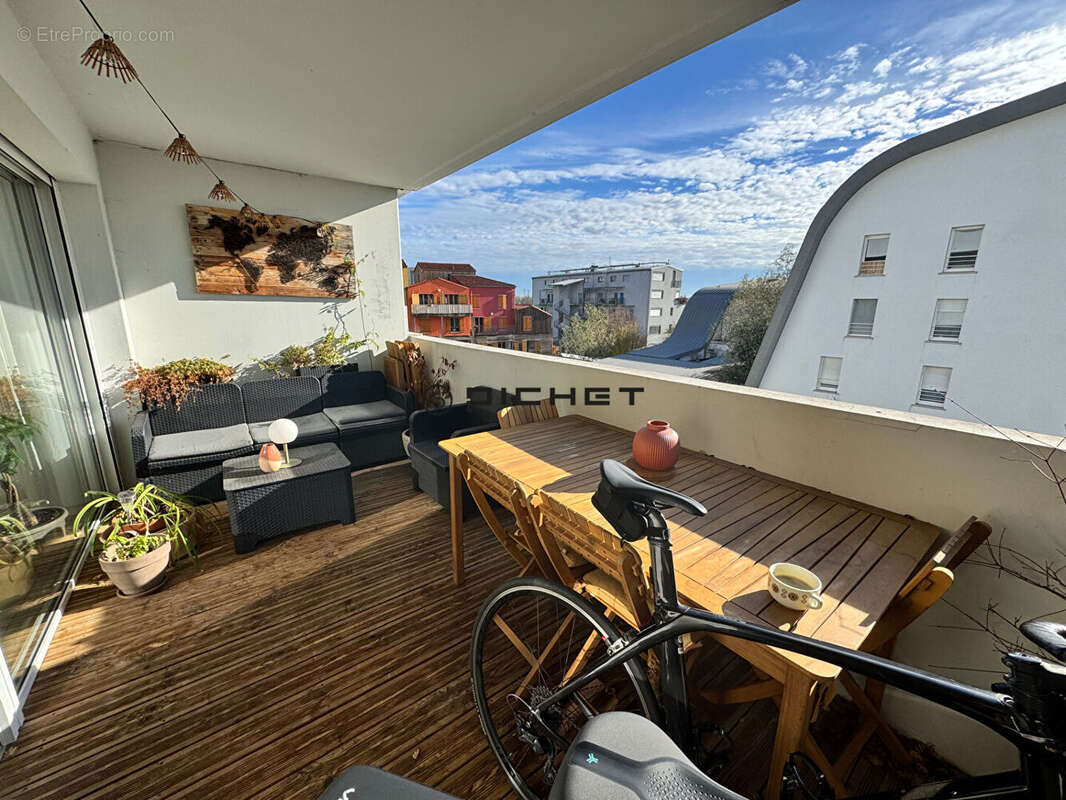 Appartement à BEGLES
