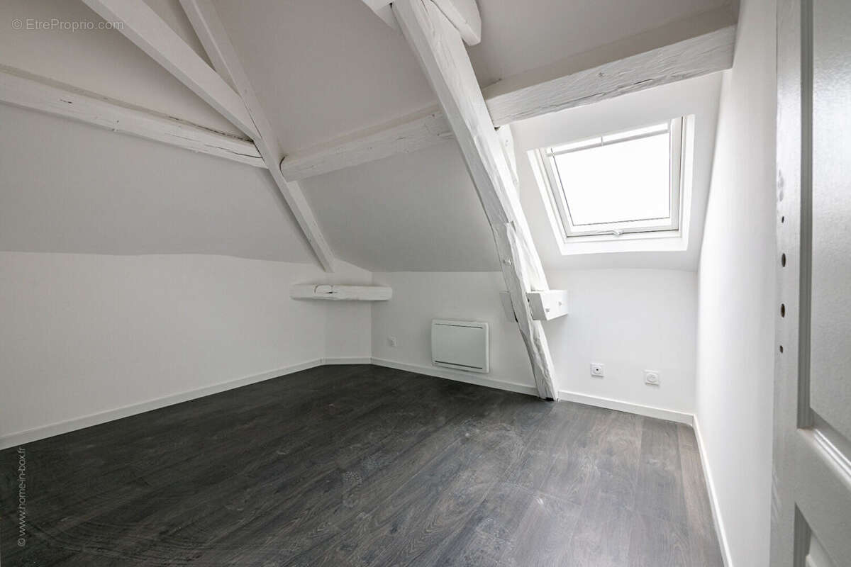 Appartement à GRISY-SUISNES
