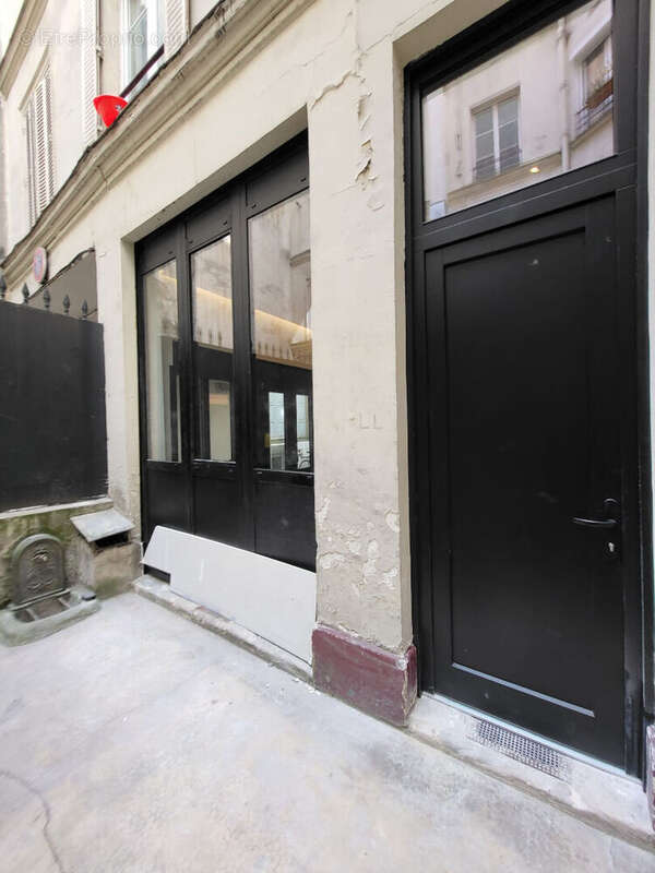 Appartement à PARIS-10E