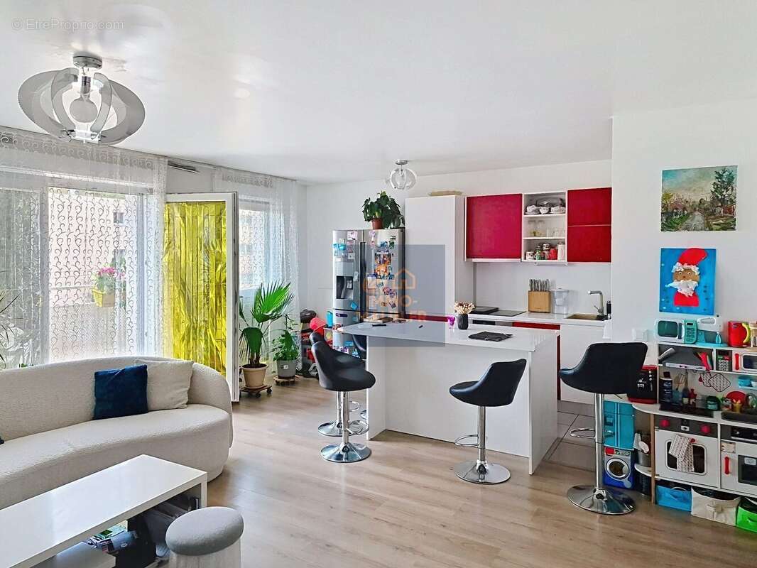 Appartement 79 m² à Chatenay-Malabry  - photo 2