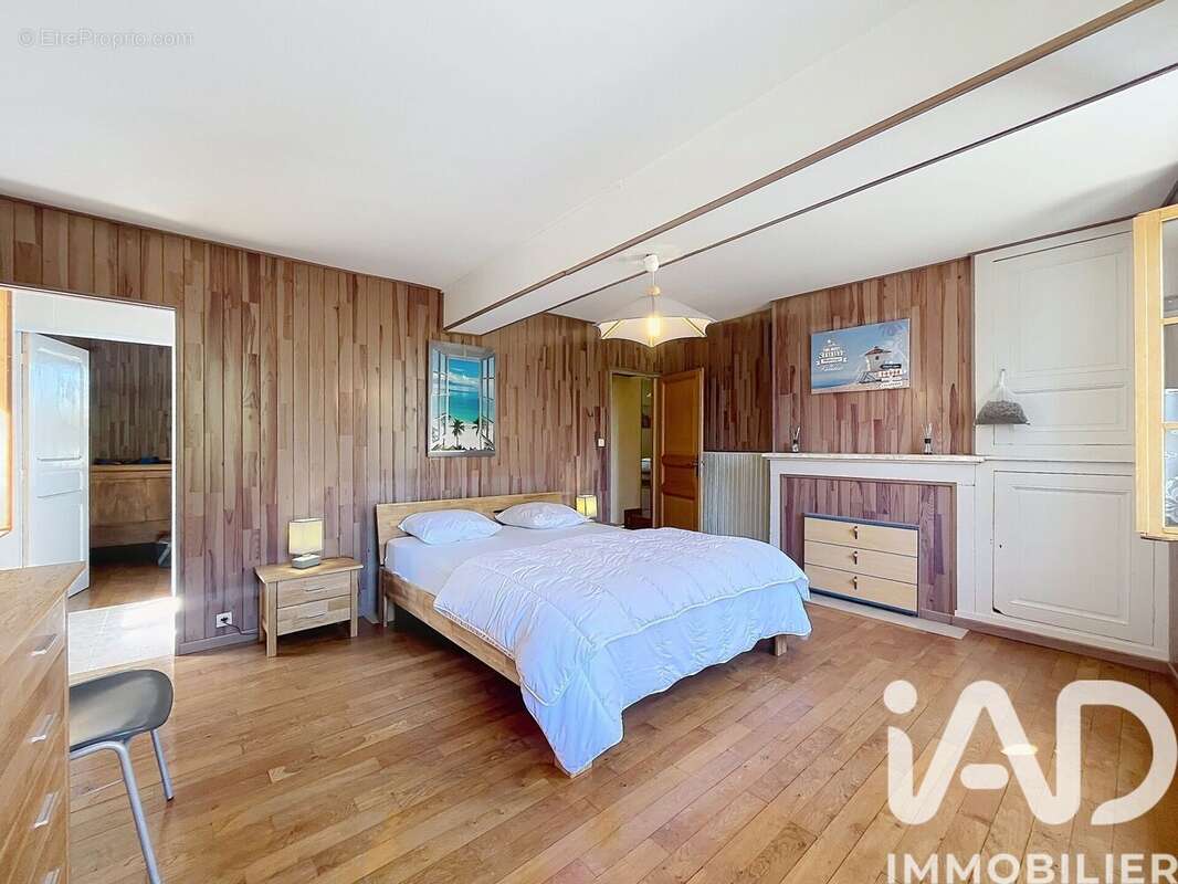 Maison 165 m² à Mailly-La-Ville  - photo 8