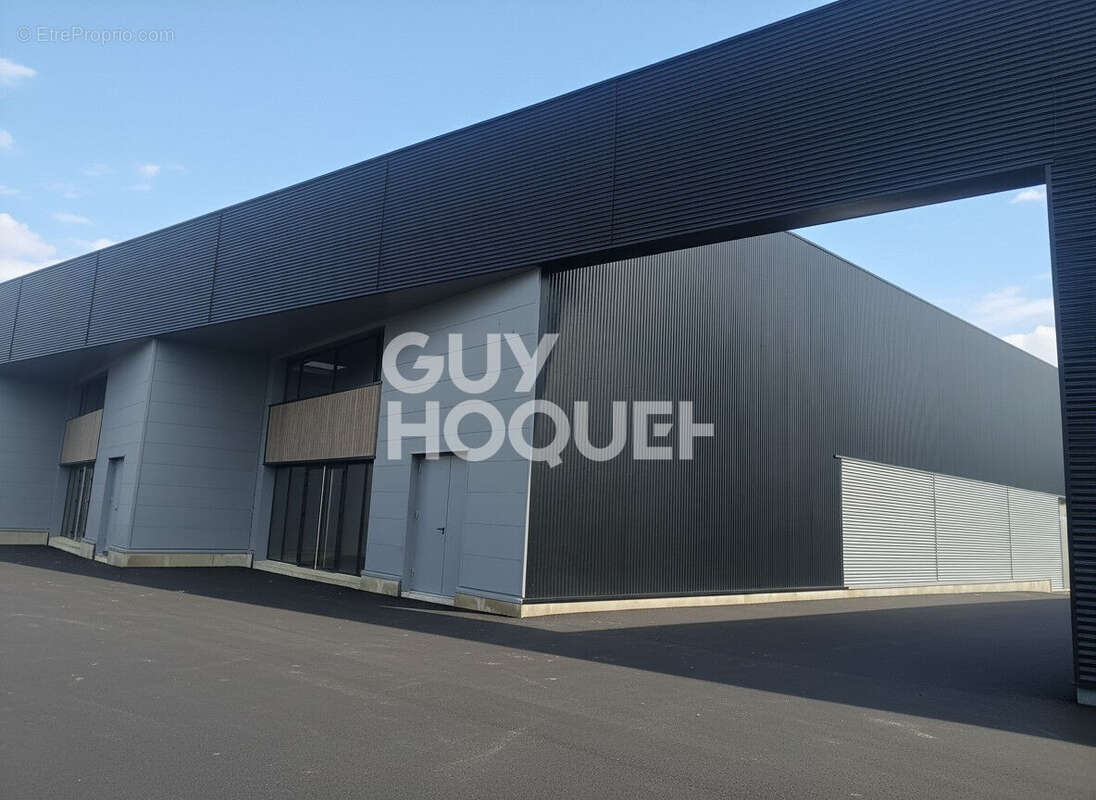Local d'activité // BUREAUX // Taden 300 m2 top emplacement - photo 5