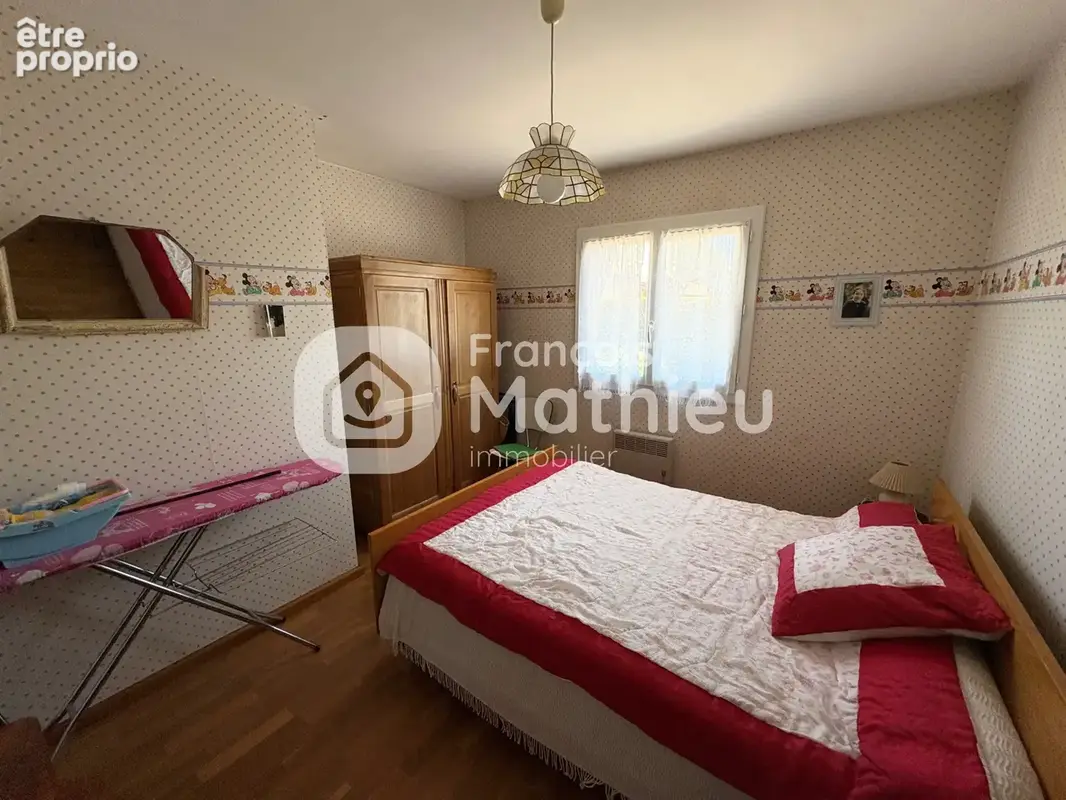 Villars les Dombes : maison plain-pied 90m2 hab - 3 chambres + garage - 723m2 de terrain - photo 7