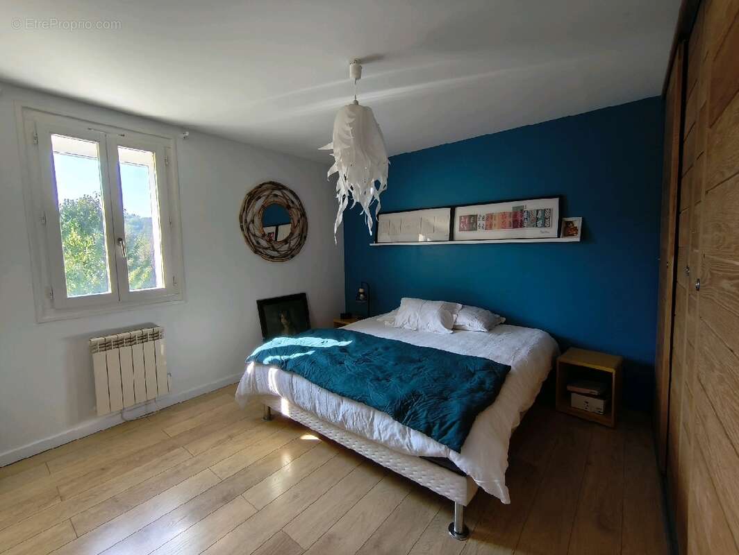 Maison à NESLES-LA-VALLEE