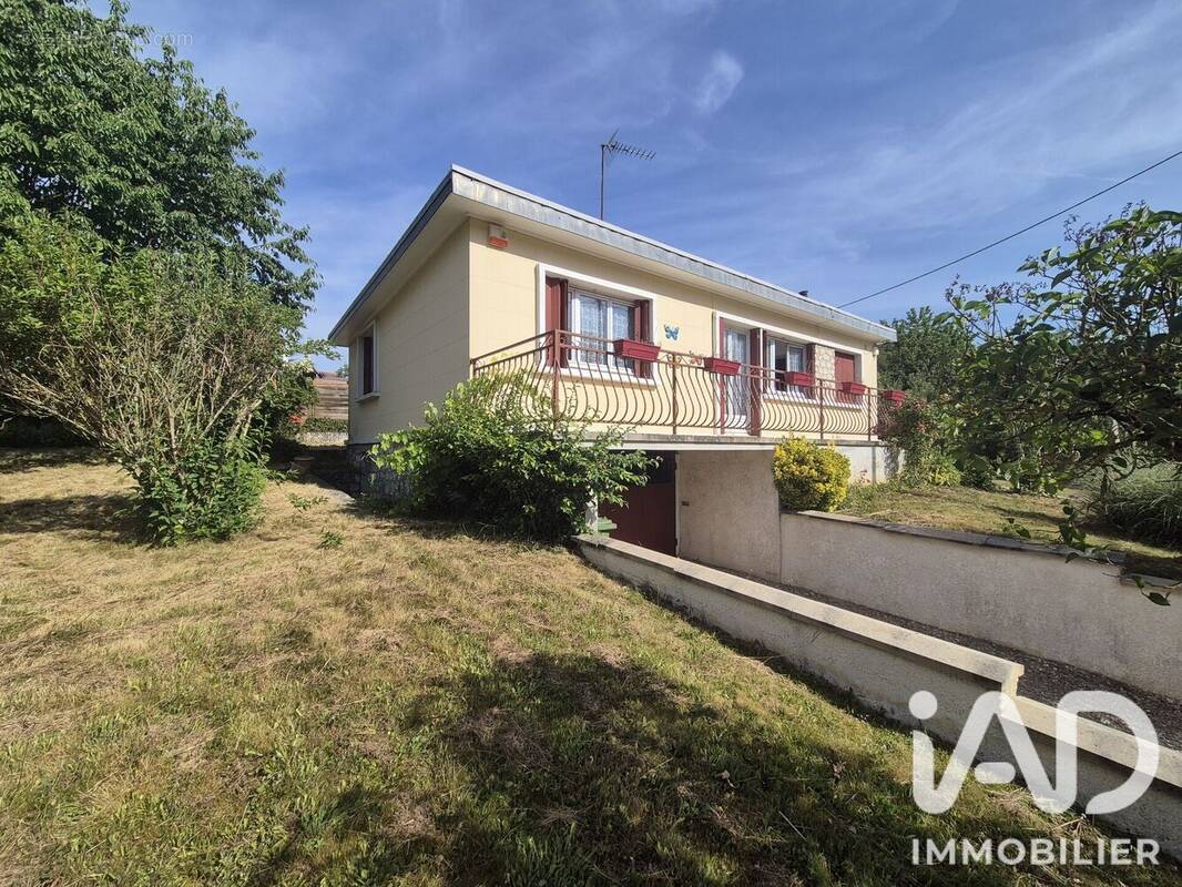 Photo 1 - Maison à LA FERTE-GAUCHER