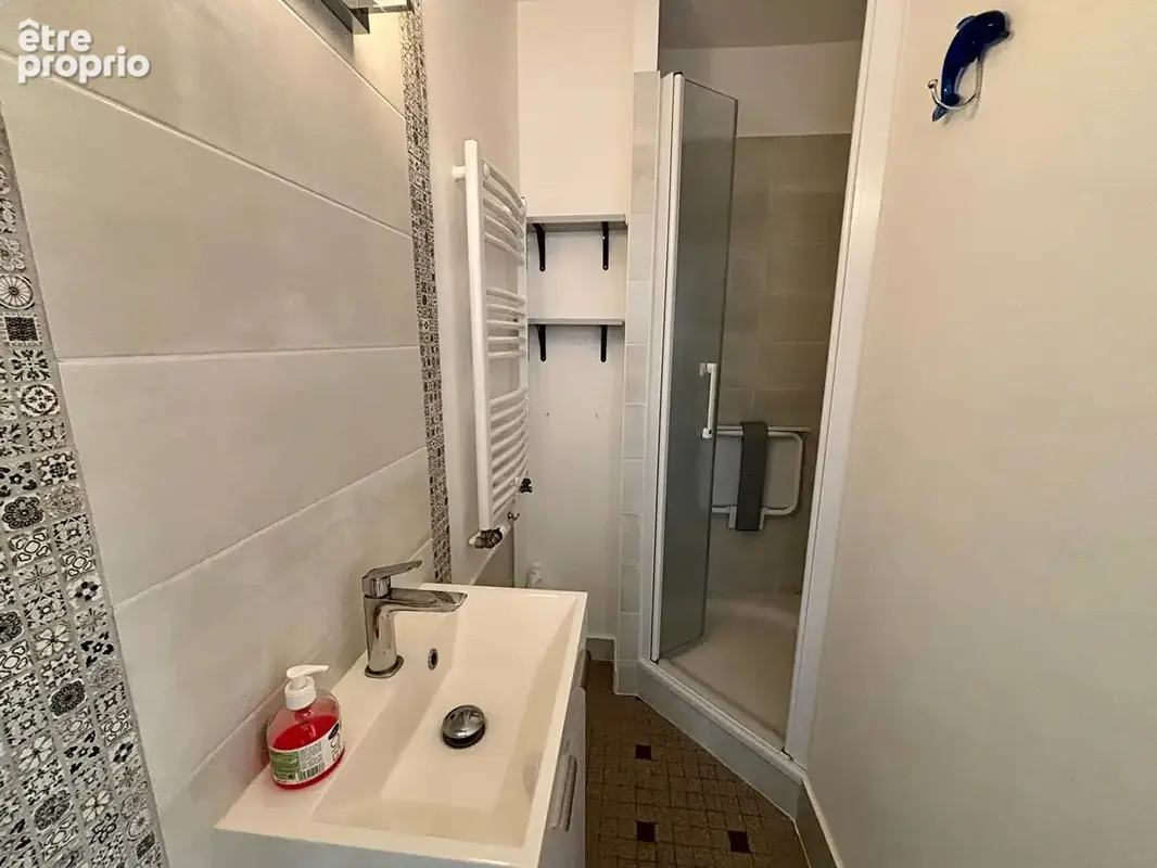 ROANNE - Résidence Edgar Quinet - T3 de 53 m² avec ascenseur - photo 9