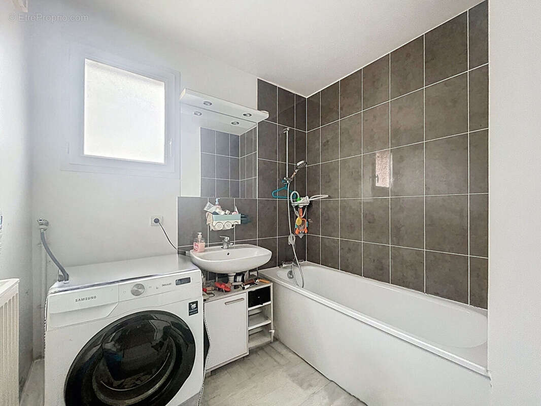 Appartement à LIMEIL-BREVANNES