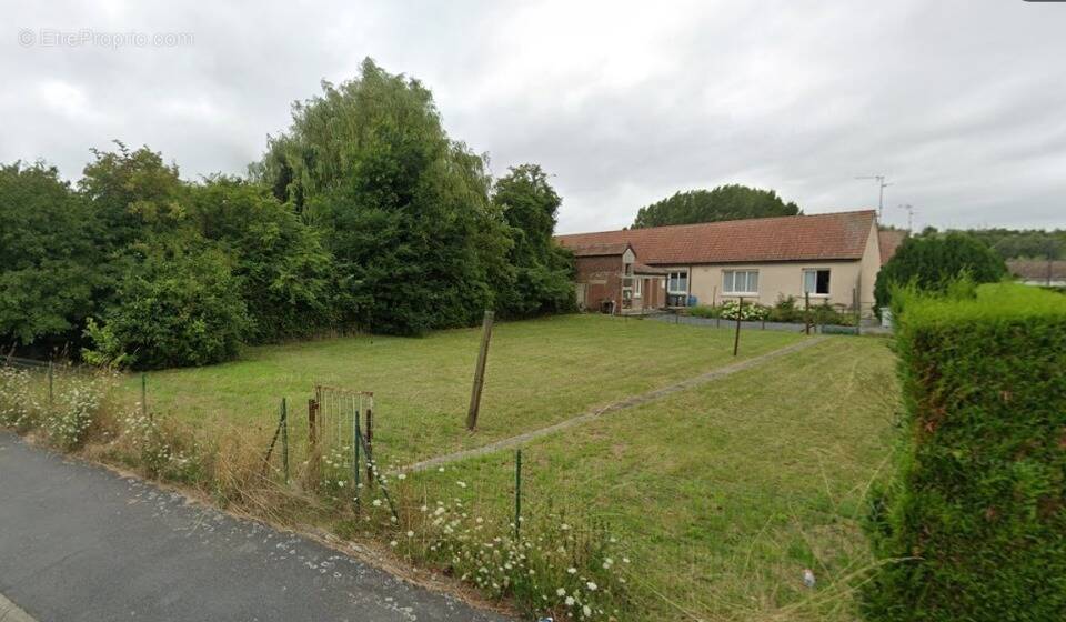 Terrain à ROOST-WARENDIN