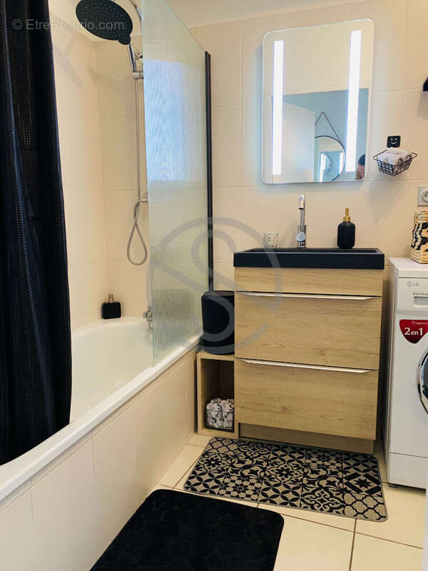 Appartement à LA COTE-SAINT-ANDRE