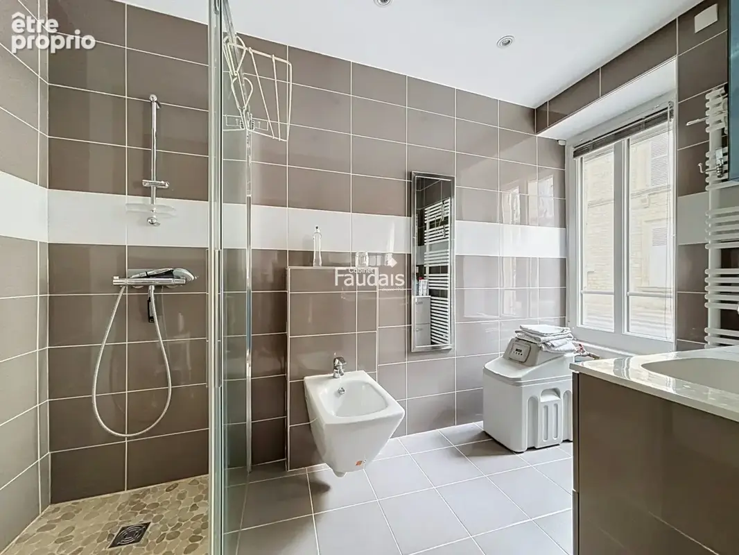 Maison 218 m² à Isigny-Sur-Mer  - photo 8