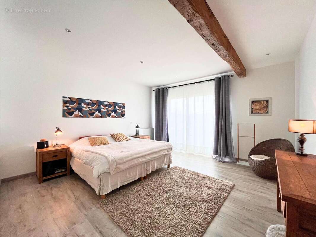 Photo 4 - Maison à AMBARES-ET-LAGRAVE