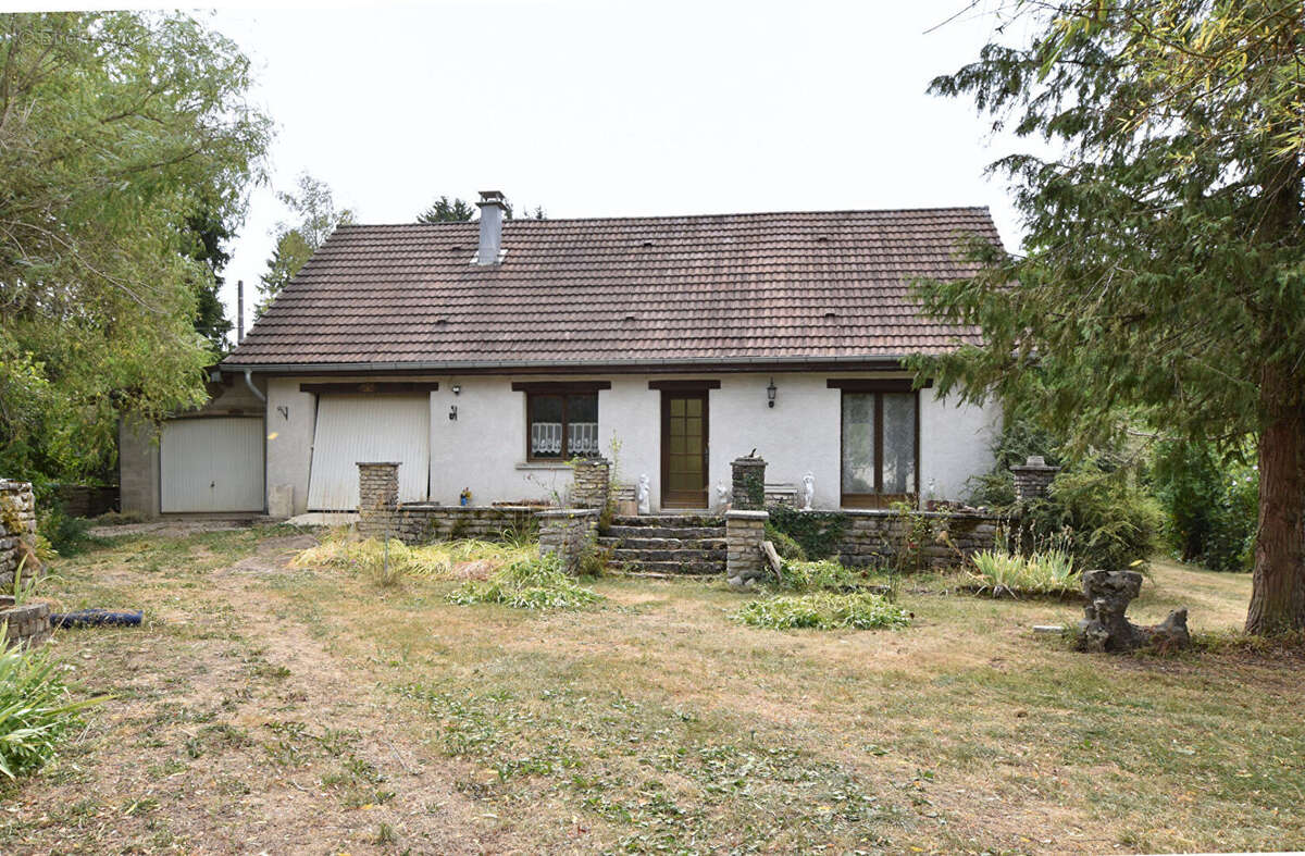 Maison Epeugney 5 pièces sur 3341 m² de terrain - photo 2