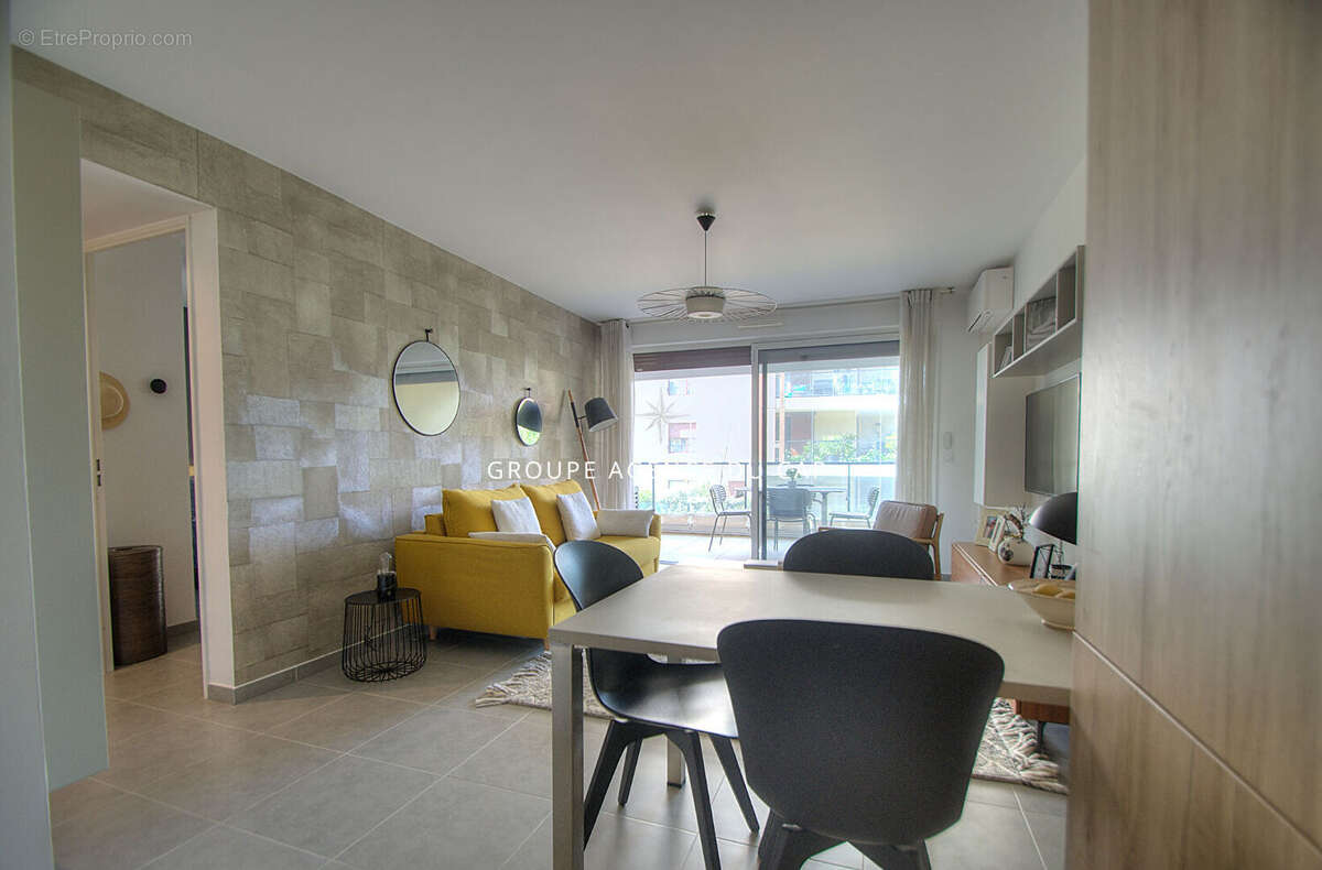 Appartement à FREJUS