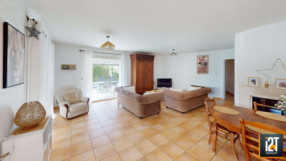 Maison à SAINT-MAMERT-DU-GARD