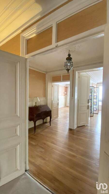 Photo 3 - Commerce à PARIS-17E