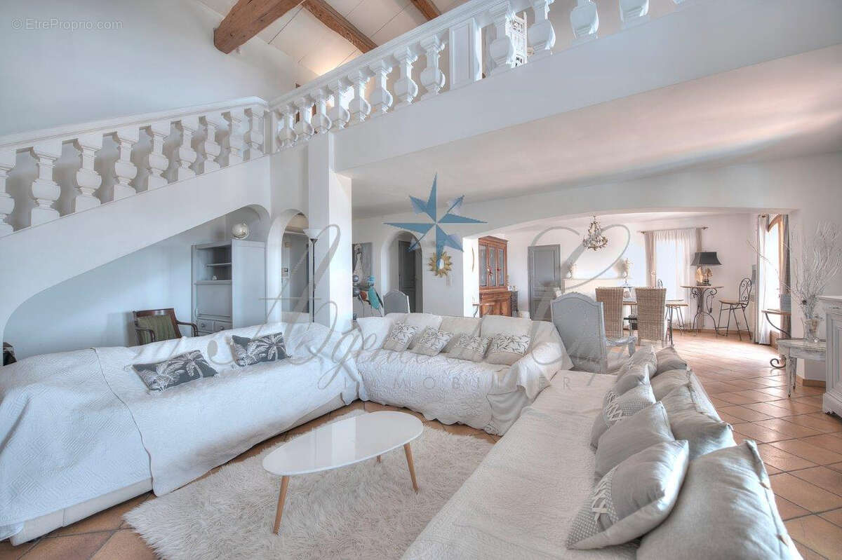 Maison à SAINT-RAPHAEL