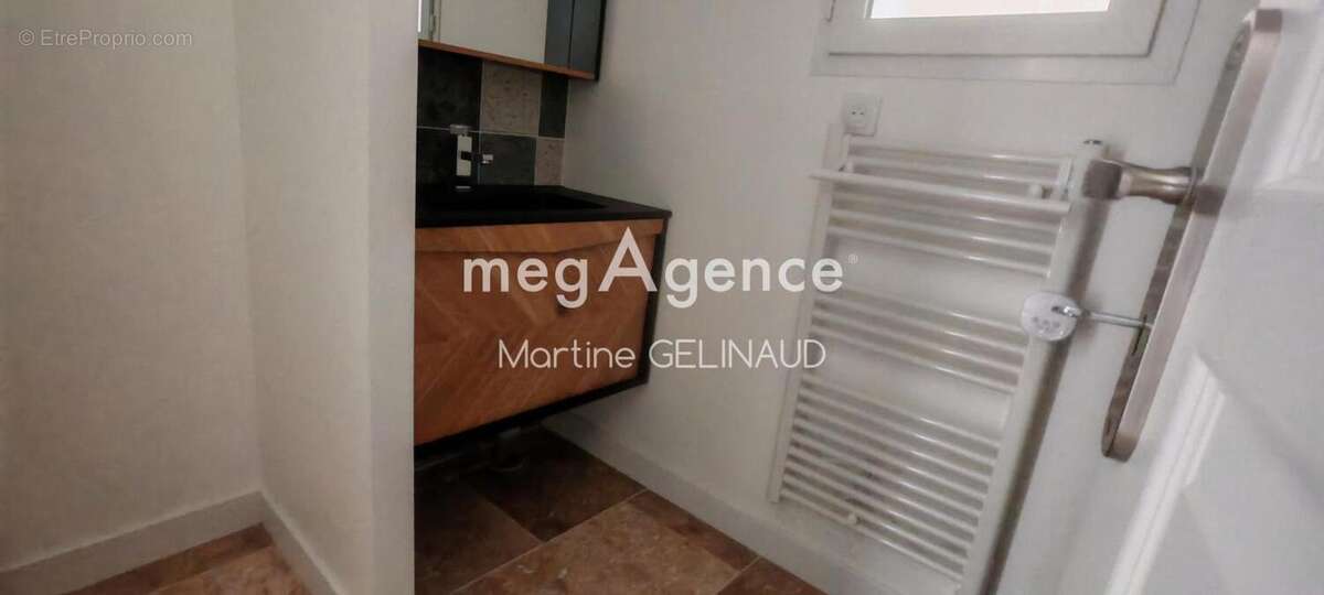 Maison 85 m² à Saintes  - photo 13