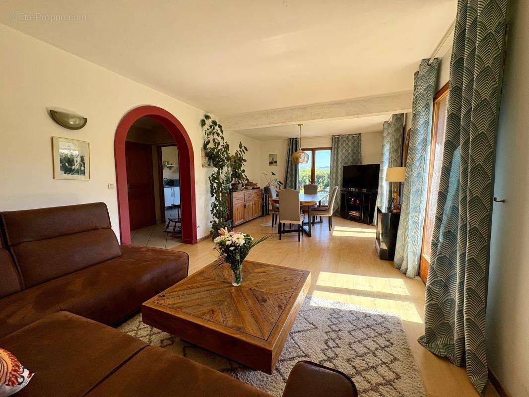 Maison à LORNAY