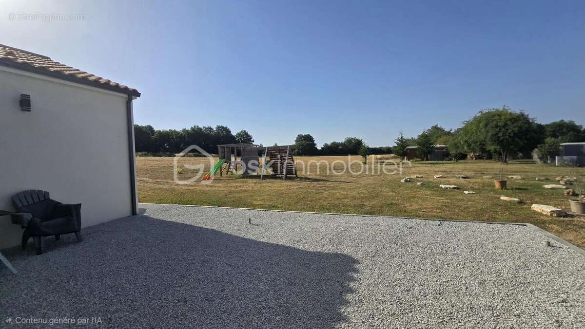 Maison spacieuse de 2019, lumineuse, quatre chambres, bureau, garage, grand terrain agricole - photo 18