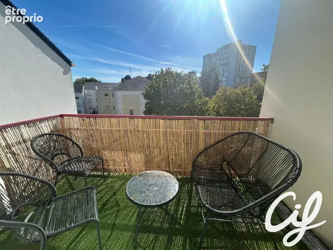 Appartement T2 SAINT HERBLAIN - 52.73 m2  153 000 Euros - photo 4