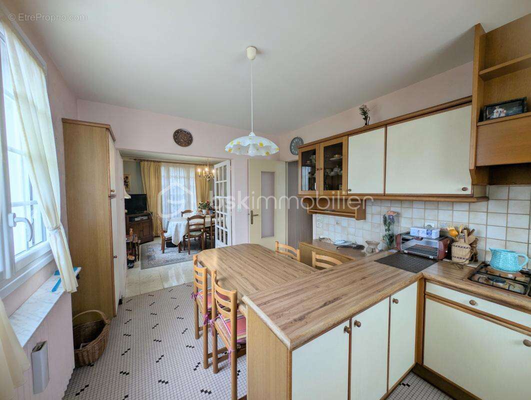 Maison à SAINT-JULIEN-DE-CONCELLES