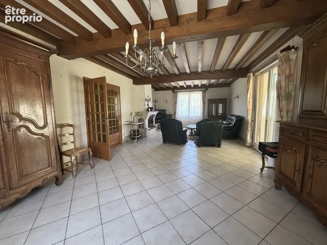 LAIGNES (21) maison de 205m2 ,année 1980 ,avec sous-sol , garages et terrain de 2000m2 proche de l'autoroute. - photo 8
