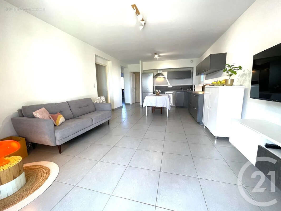 Appartement 67 m² à Borgo  - photo 4