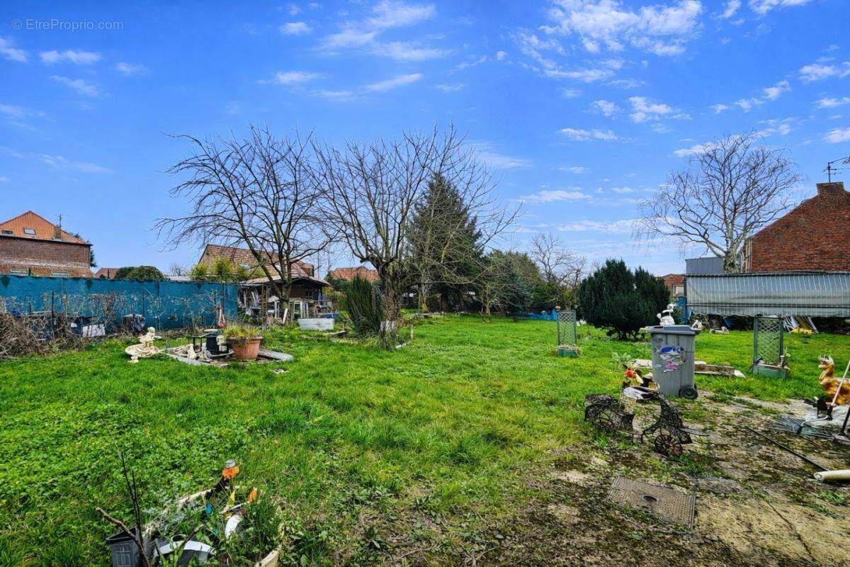 Maison à FOREST-SUR-MARQUE